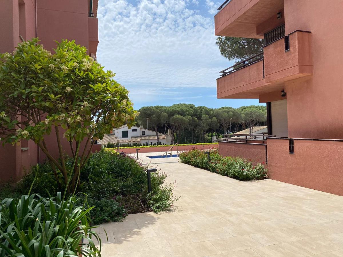 Apartamento Con Piscina En Llafranc Bagian luar foto